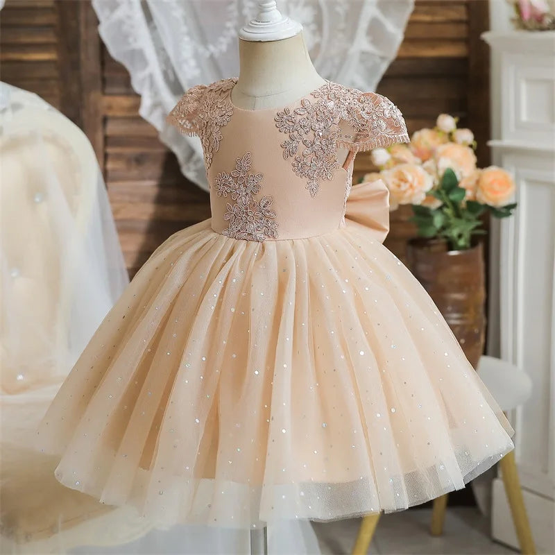 Vestido Princesa com Laço e Tule