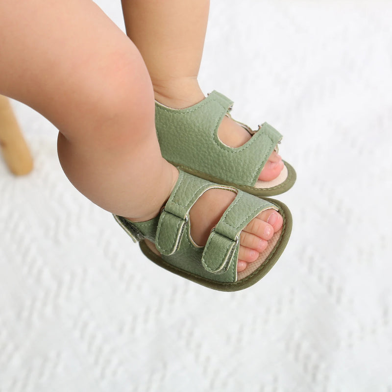 Sandálias fechadas de bebês meninos e meninas, sola de borracha macia infantil, sapatos ao ar livre para criança, primeiros caminhantes, verão