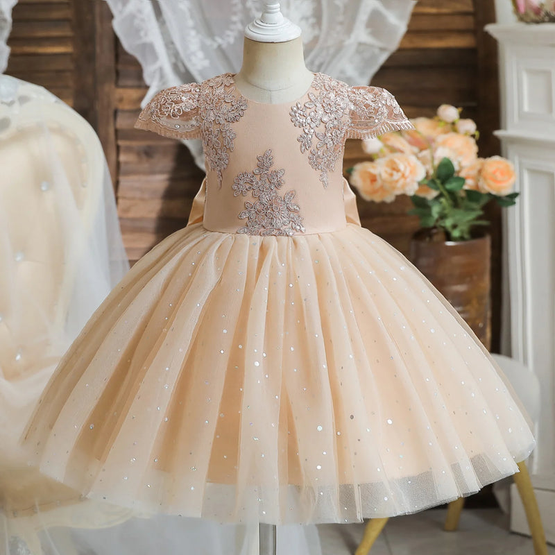 Vestido Princesa com Laço e Tule