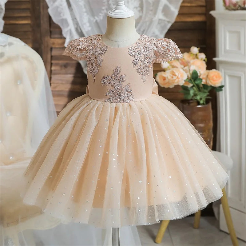 Vestido Princesa com Laço e Tule