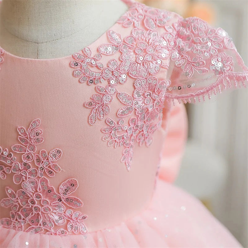 Vestido Princesa com Laço e Tule